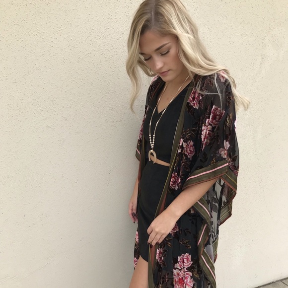 Aratta ‘Flying Burnout’ Duster - Picture 2 of 8